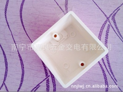 優(yōu)質(zhì)單雙86型接線盒 | 南寧市塑料建材供應(yīng)與商務(wù)信息咨詢